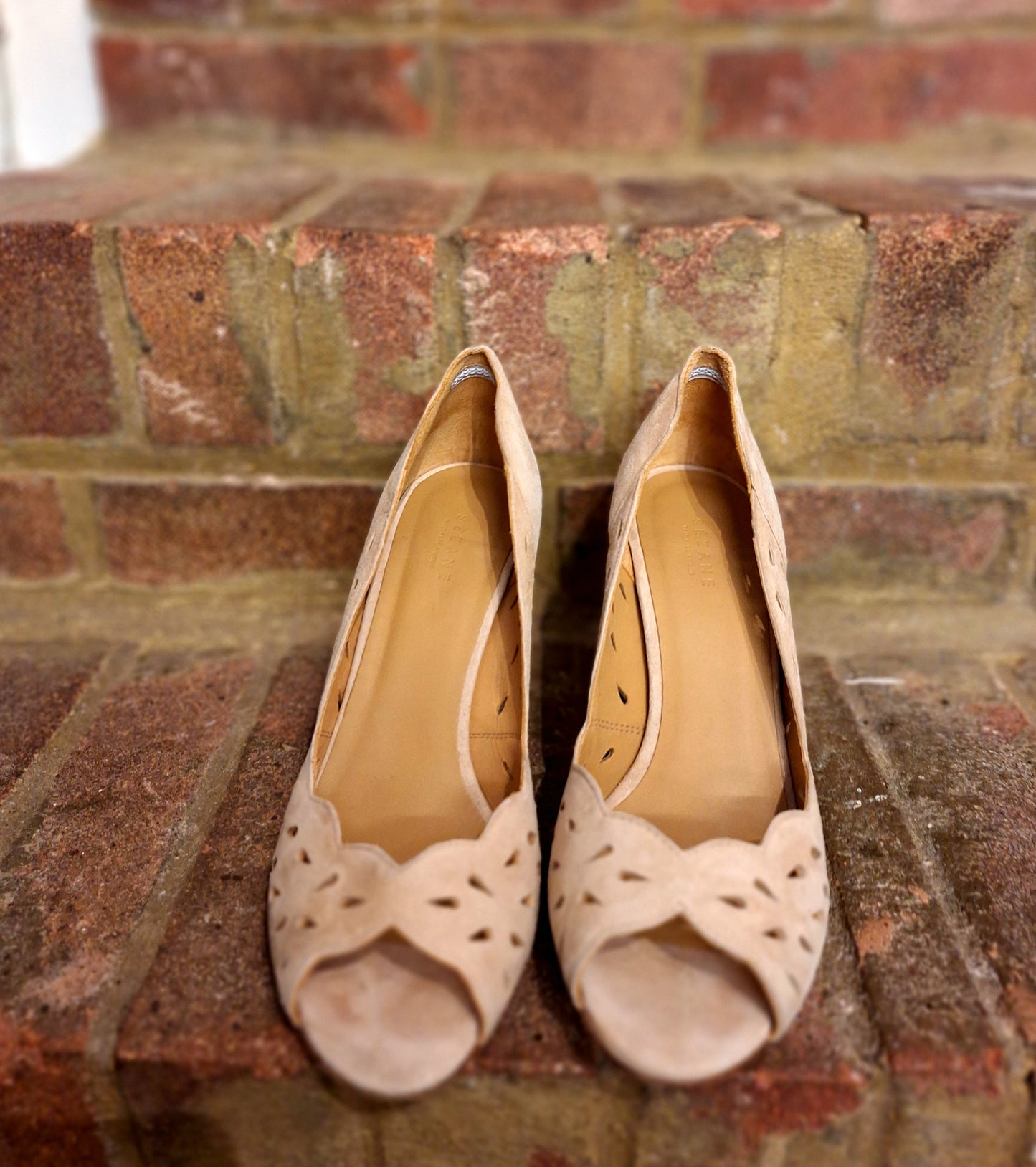 Sezane taupe peep toe shoes 6