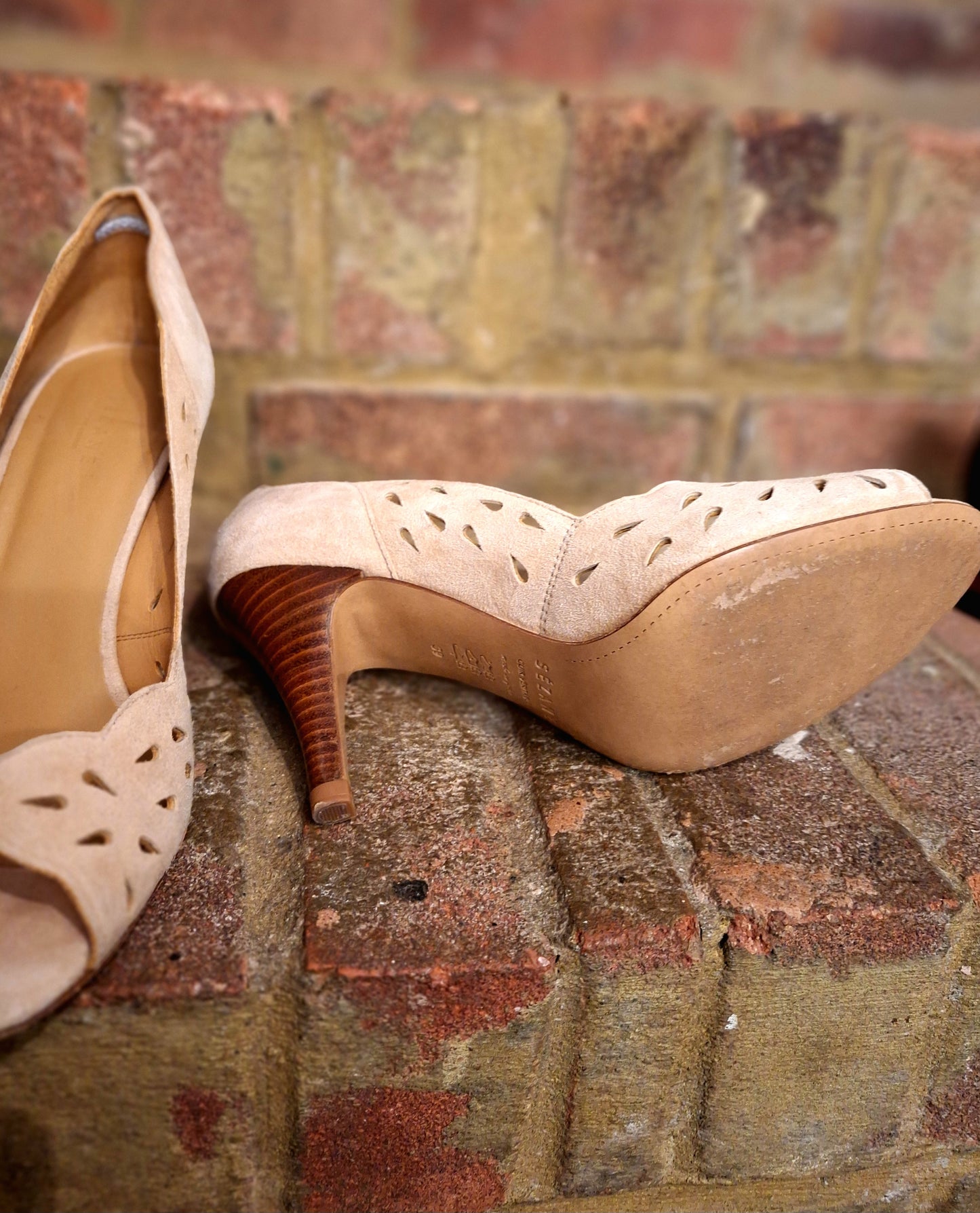 Sezane taupe peep toe shoes 6