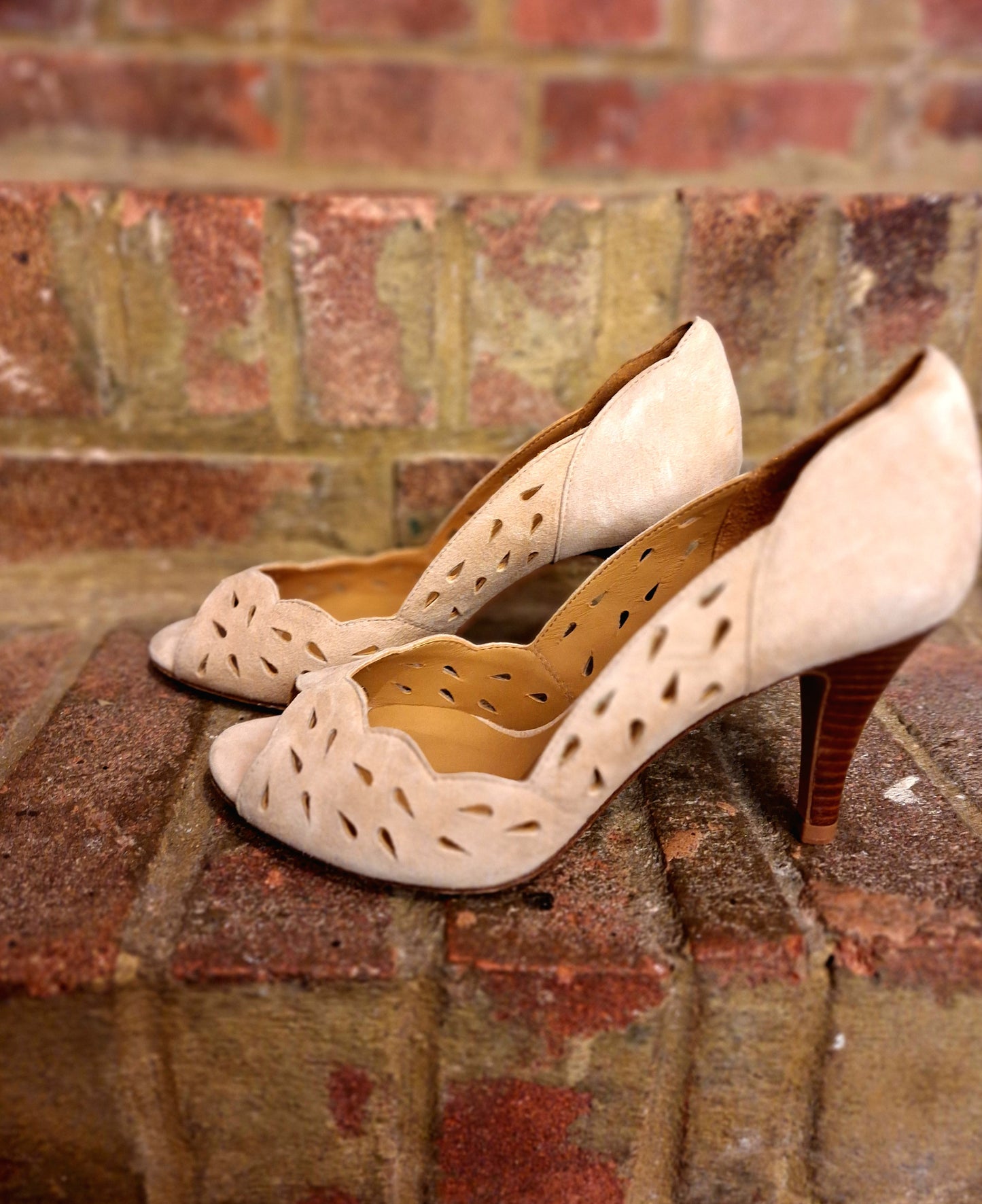 Sezane taupe peep toe shoes 6