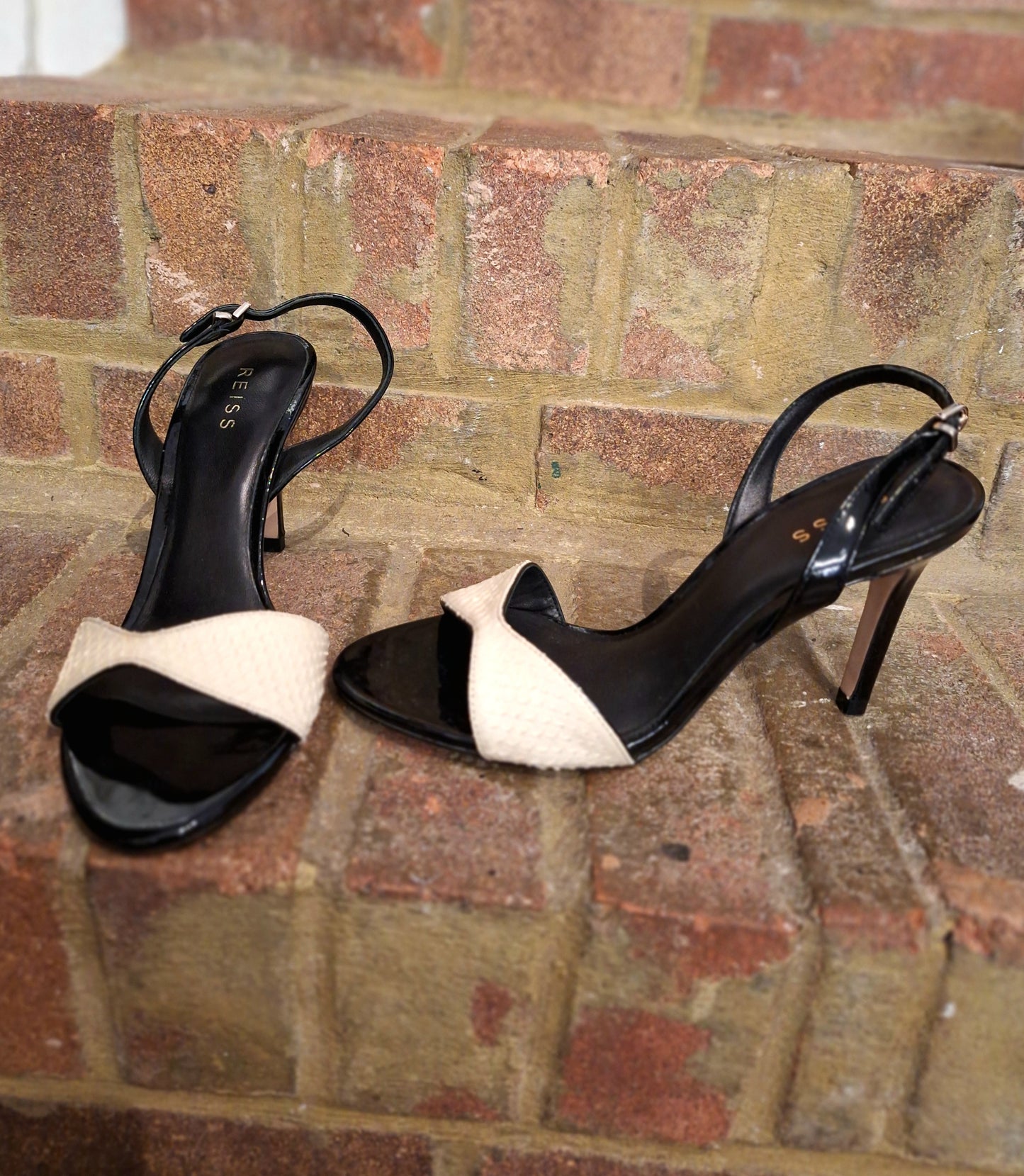 REISS cream and black sandals 6