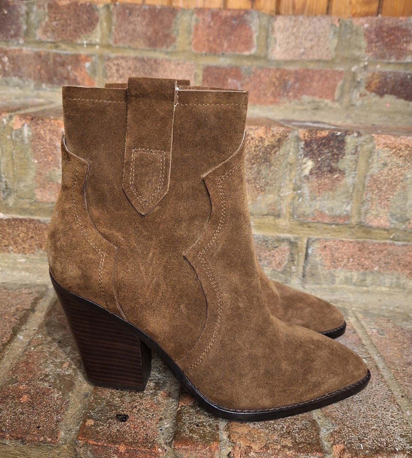 ASH brown suede boots 7