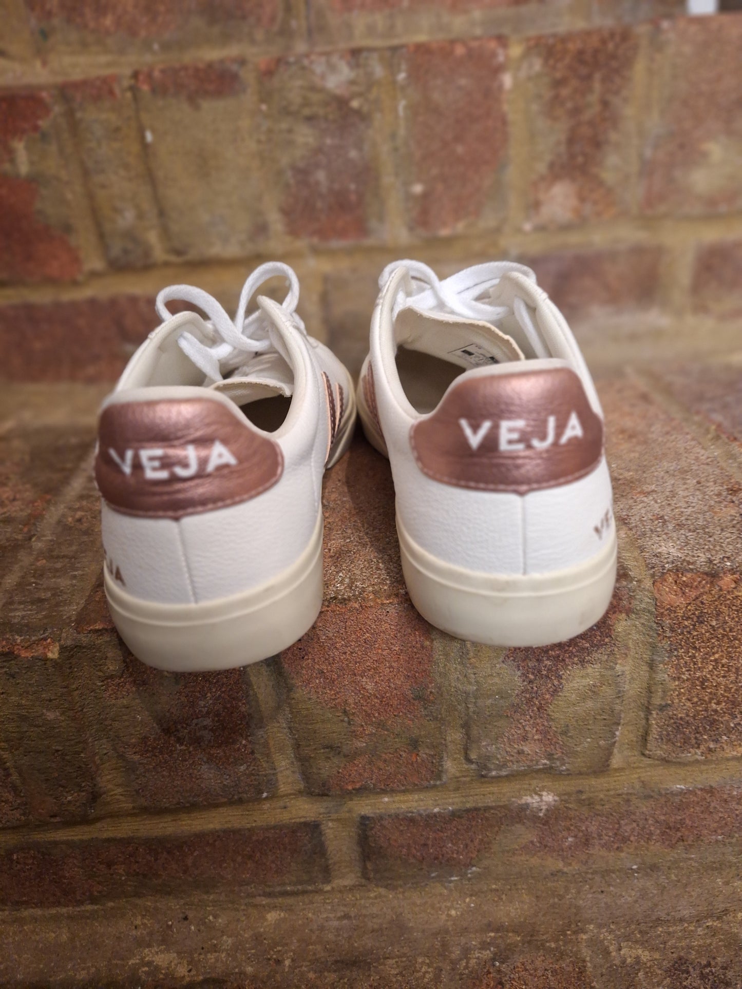 VEJA white trainers 7