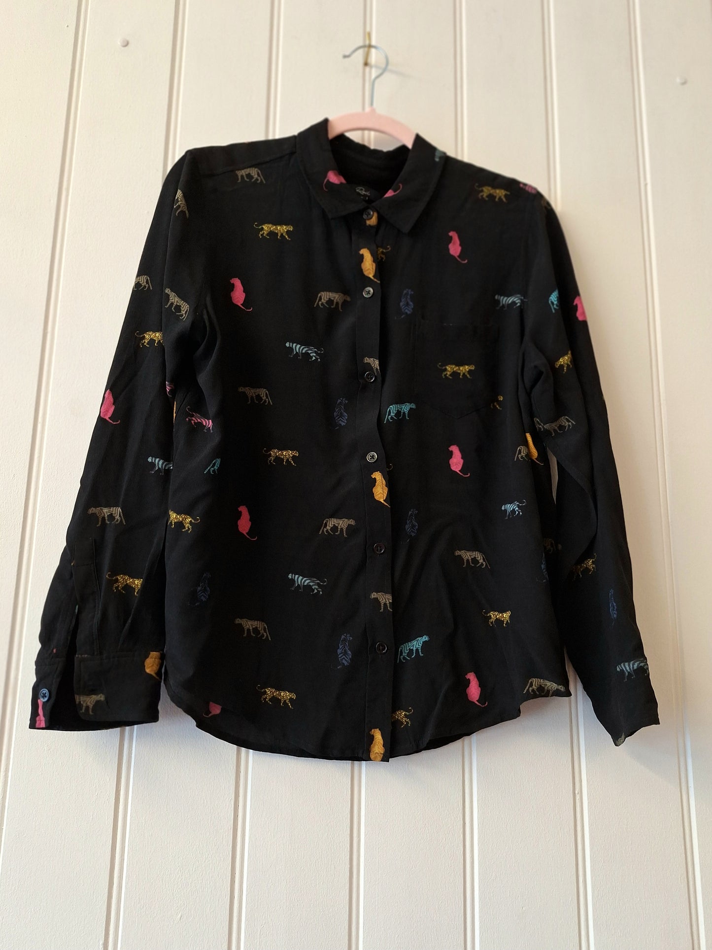 RAILS black cat print shirt L