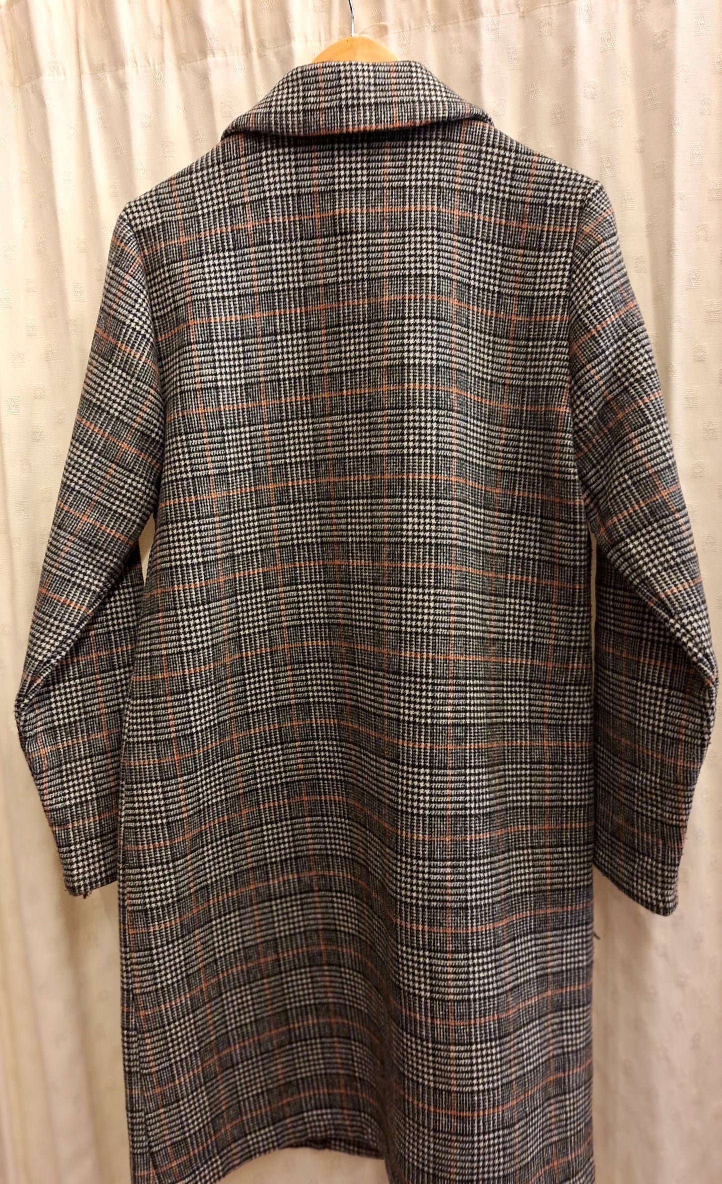 Farhi wool blend check coat 12