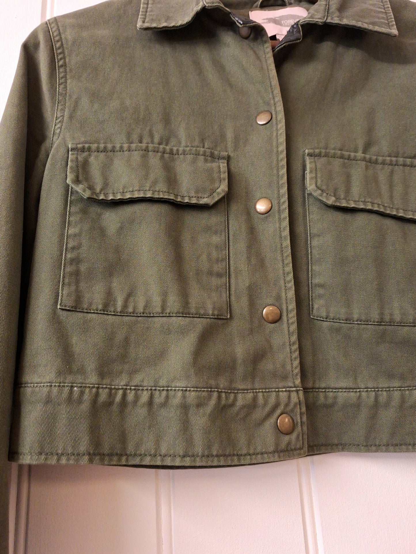 Forever 21 khaki cropped jacket S