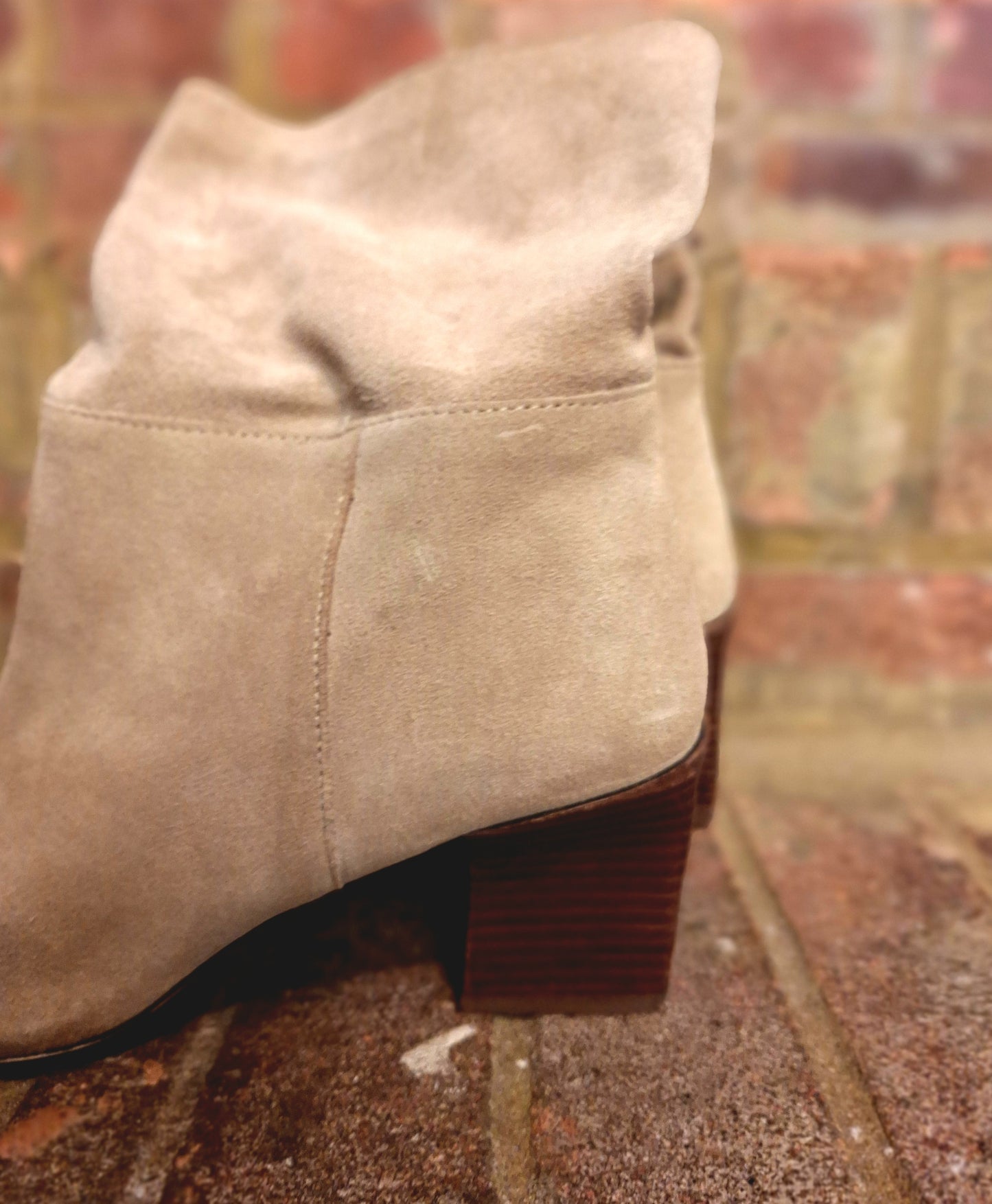 ZARA ecru suede slouch boots 7