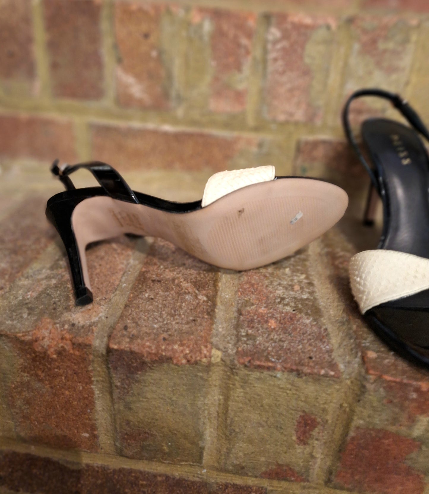 REISS cream and black sandals 6